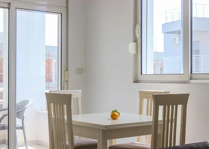 Apartment Starfish Golem (Tirana)