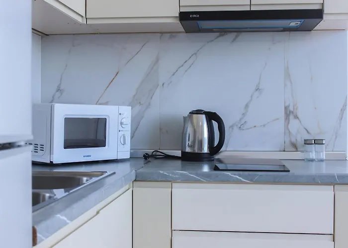 Starfish Apartment Golem (Tirana)