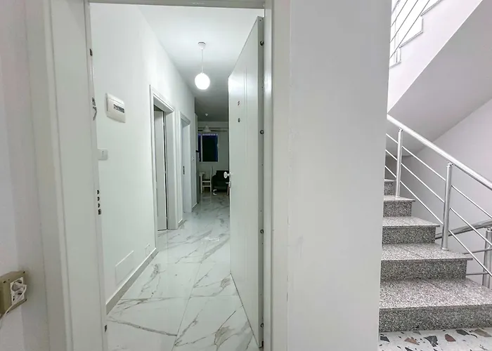 Starfish Apartment Golem (Tirana)